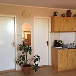 Katalin Vendeghaz Pensjonat 3*